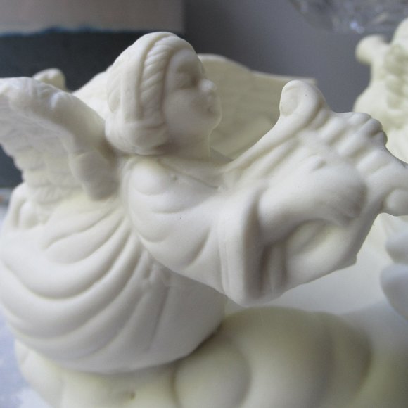 Porcelain Biscuit Candlestick Trio of Angels 1990s - Picture 12 of 16